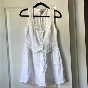 White Button-Down Sleeveless Dress